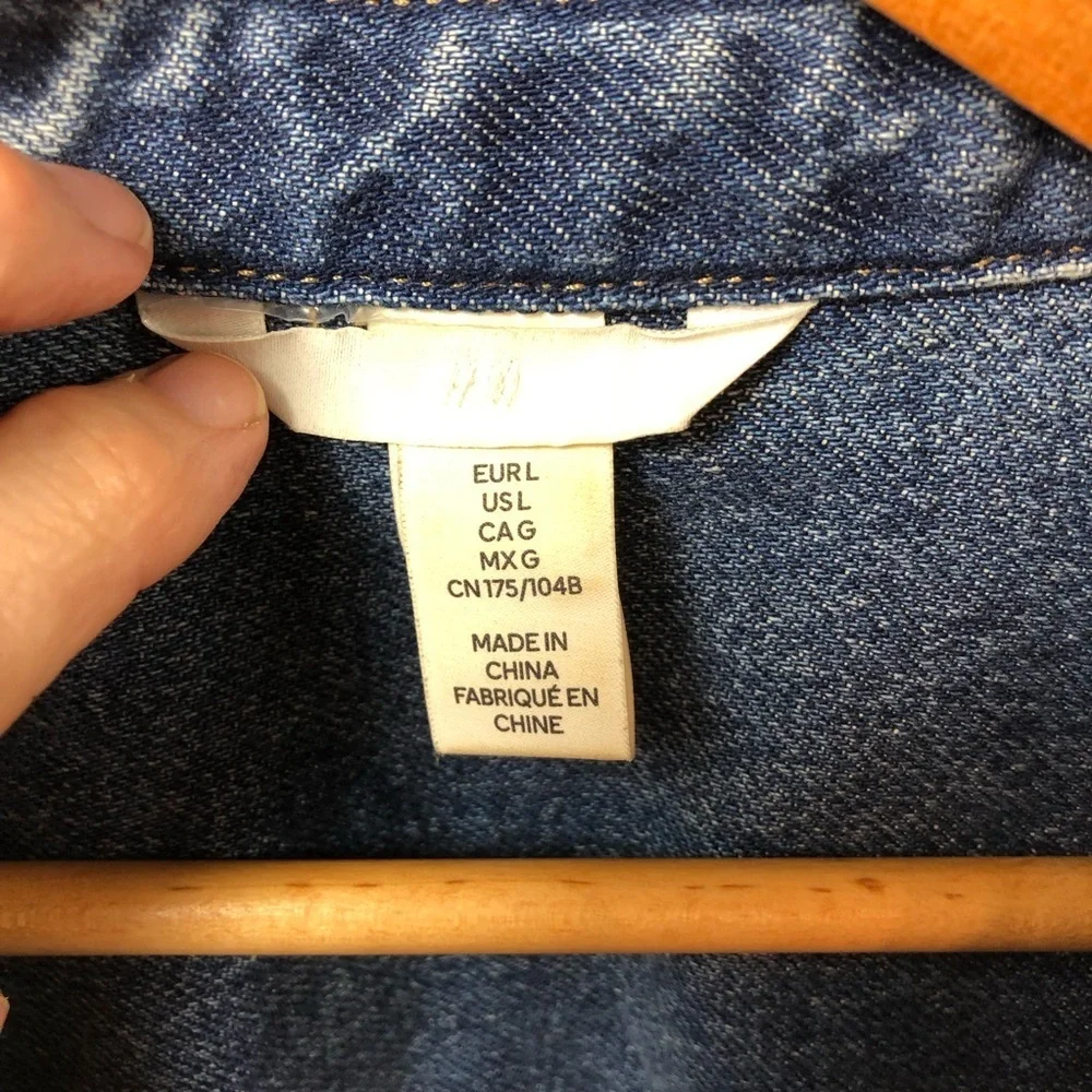 H&M Womens Sz L Denim Jean Shirt Jacket Medium Wash Snap Front Casual Grunge